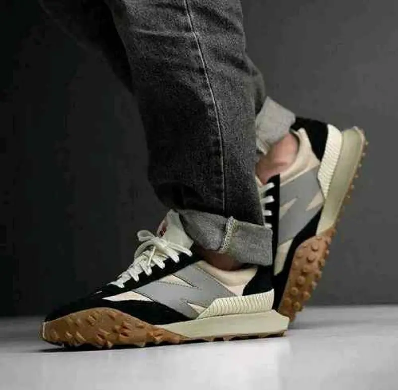 New Balencee Xc 72 Beige Black 1023 - Image 2