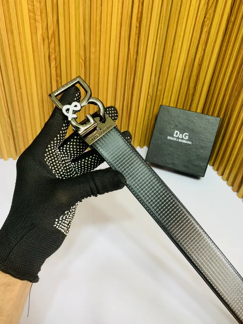 11 D&G DOLCHE GABANA BLACK PREMIUM QUALITY REVERSIBLE BELT WITH BOX - Image 2
