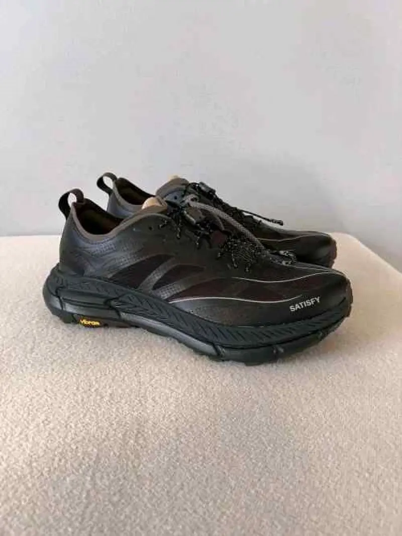Hoka X Satisfy One Mafate Speed 4 Lite Coffee - Image 3