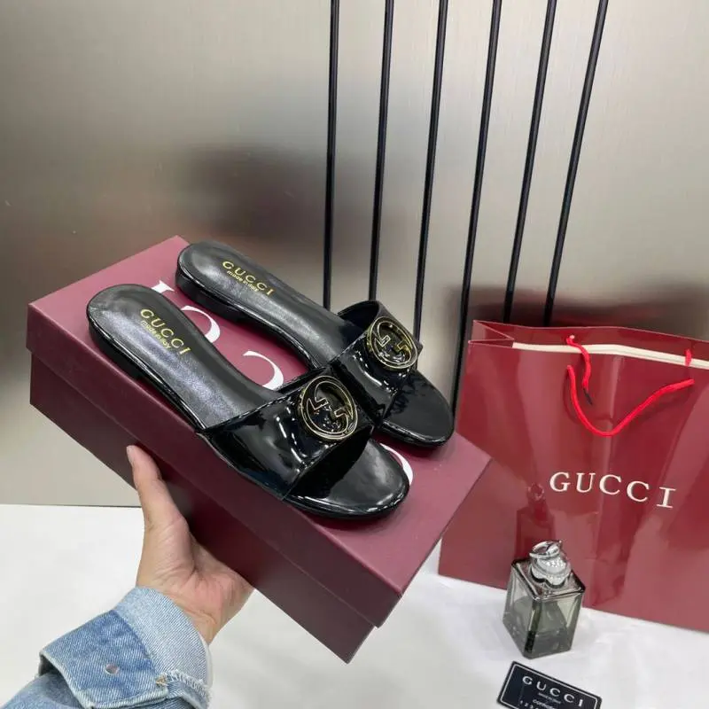 Gucci Round Interlocking G in Black Leather Shiny Classic Slides With OG Box & Carry Bag 1892 - Image 3