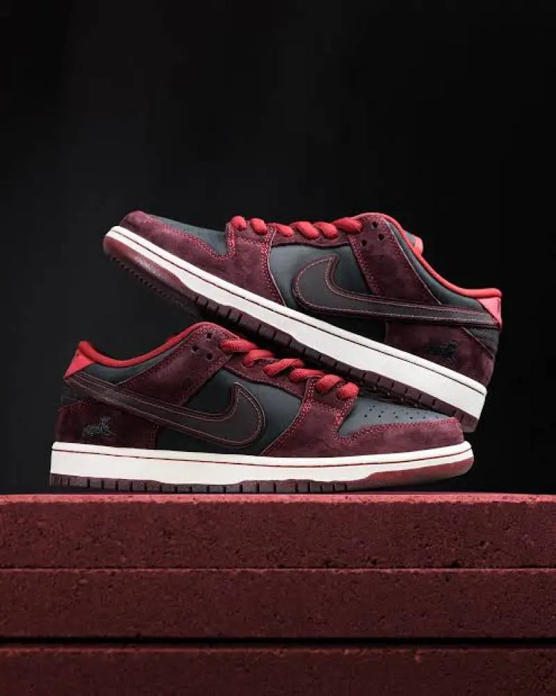 Nike riot skateshop x dunk pro sb qs low mahogany dark beetroot - Image 4