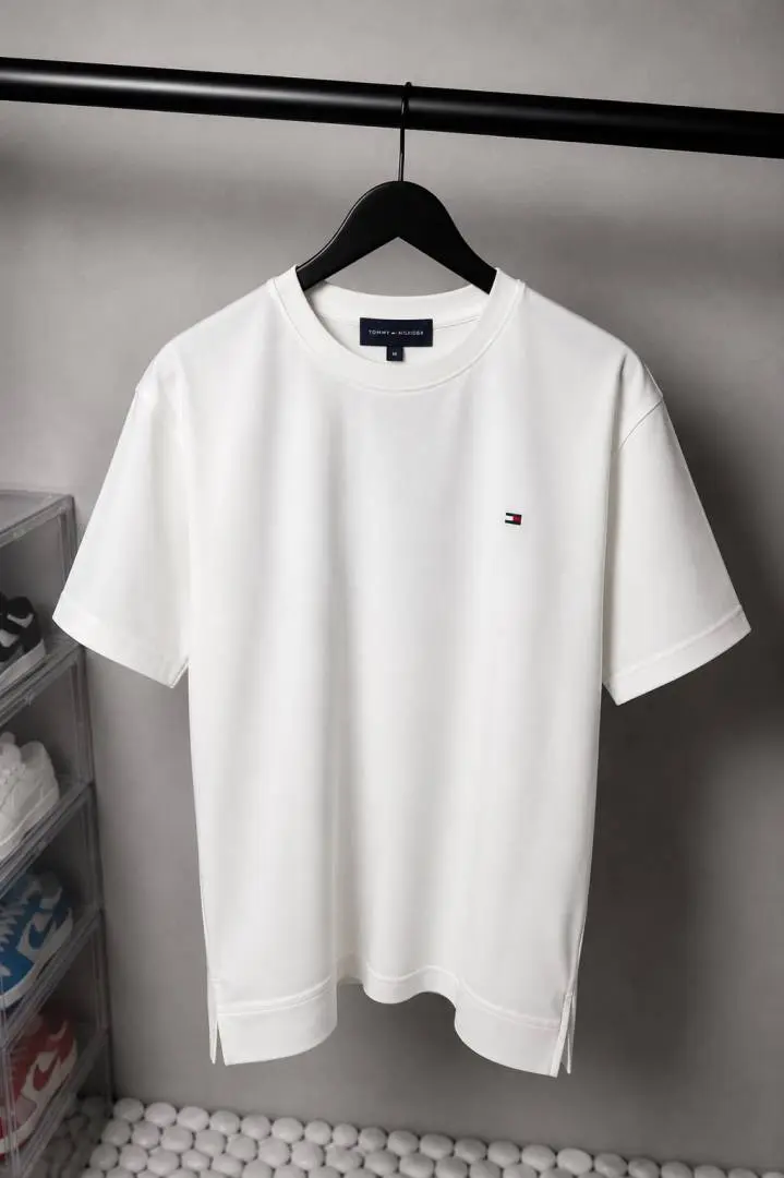 Tommy Hilfige r Premium Round Neck T-Shirt with OG Box Packaging 1575 Sale VS1000