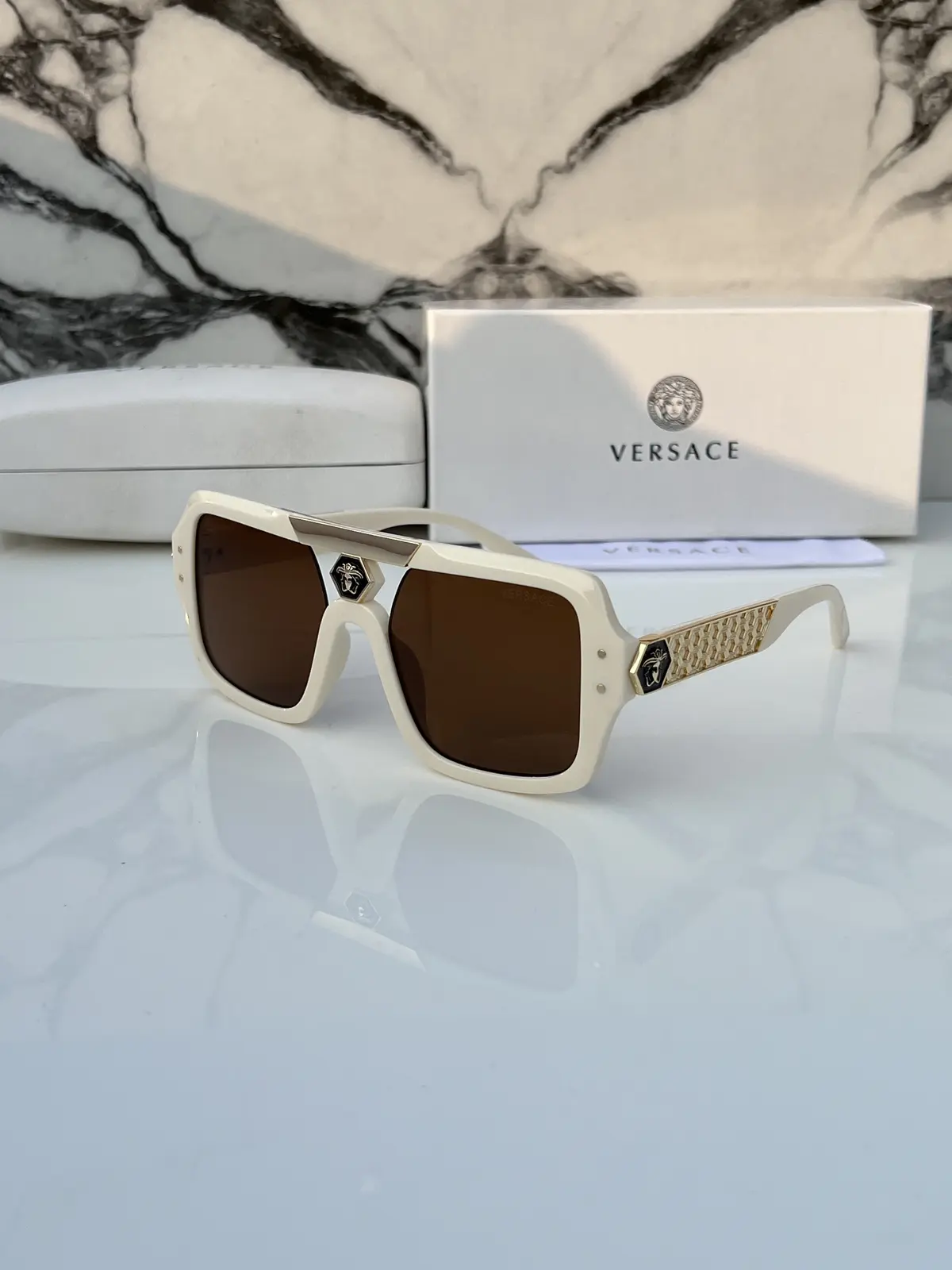 Versace 215 cream brown