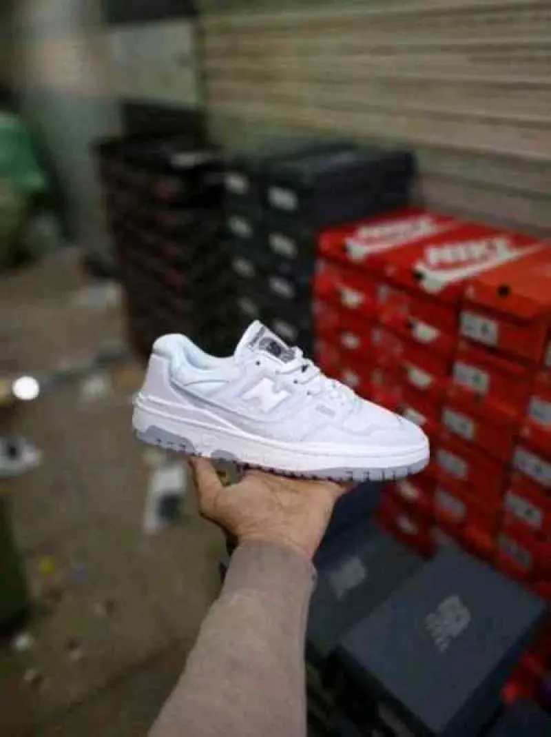 Neww Balance 550 White Grey 156 - Image 2