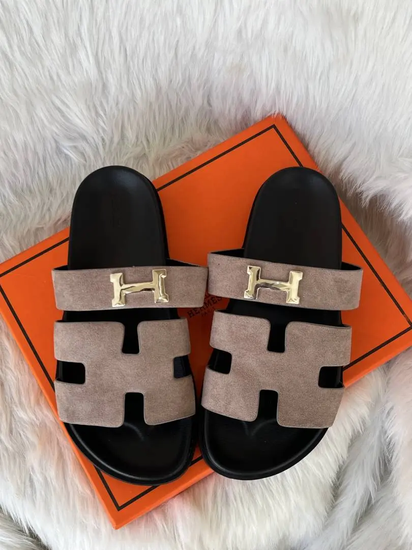 Hermes Chypre Sandal For Womens With OriginalBox CarryBag - Image 3