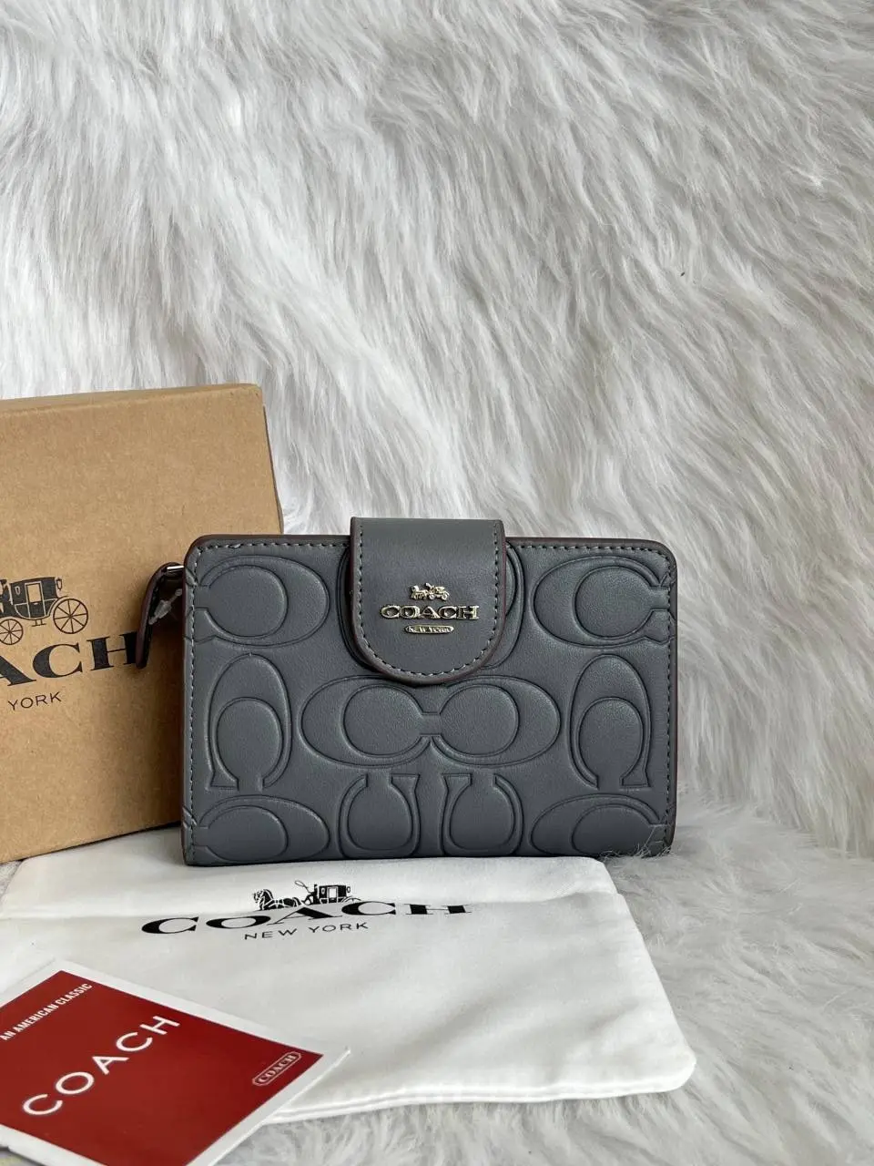 Coach 2-3 Premium Flap Wallet With OriginalBox DustCover Highend Coded - Image 2