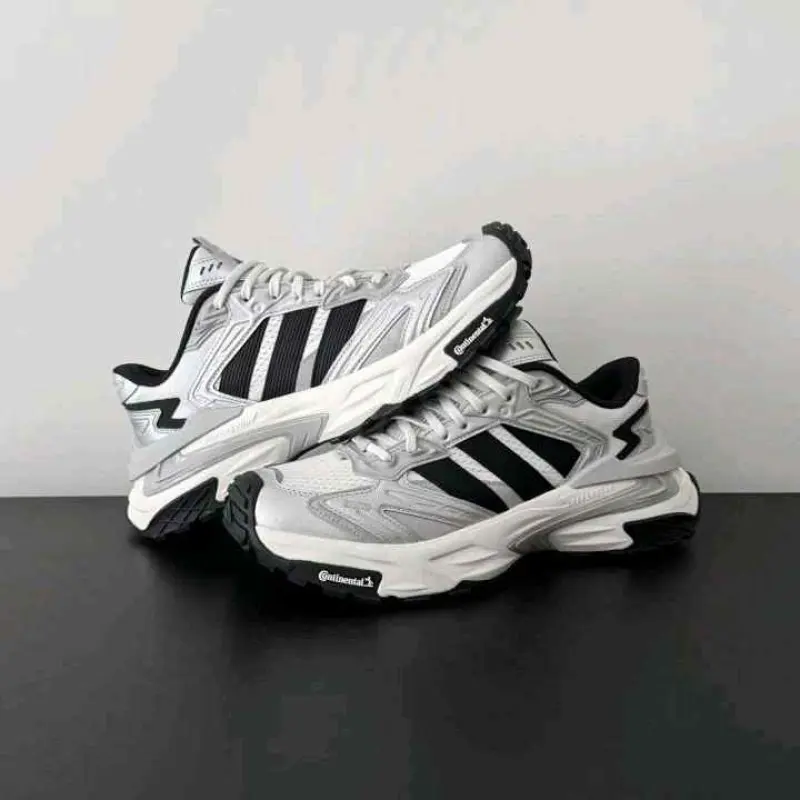Adidas XLG STORM EDGE WHITE BLACK - Image 3