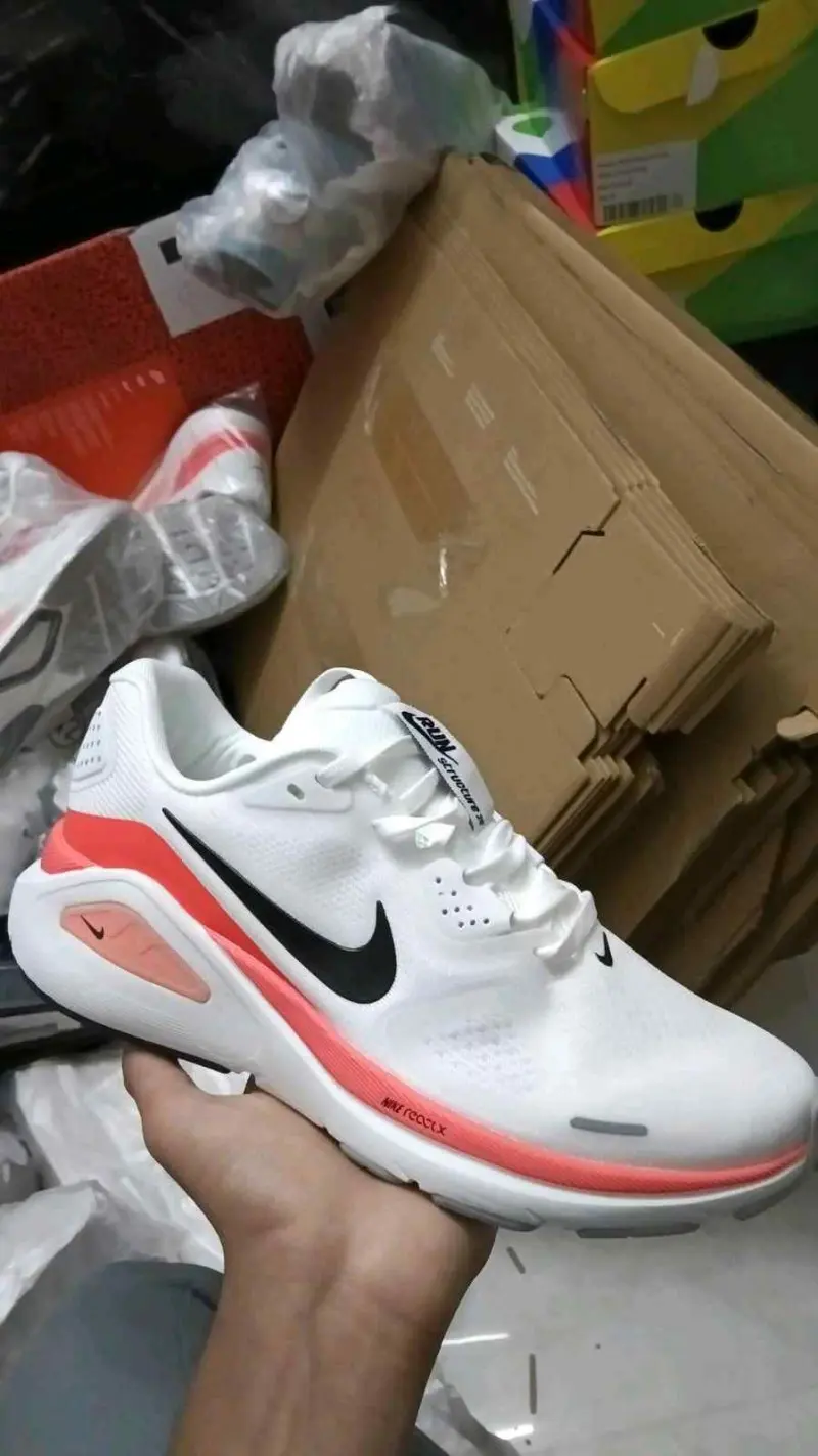 Nike Running Structure 26 trainers White orange 500 - Image 5