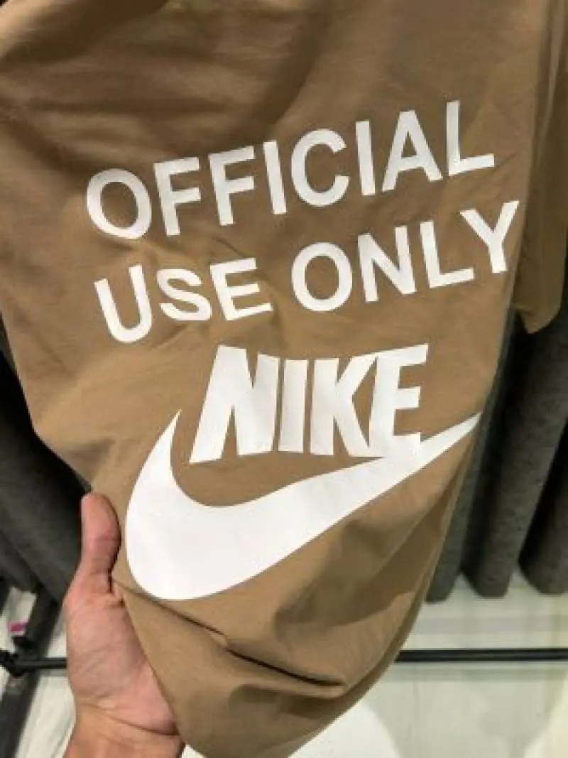 Nike IMPORTED STORE ARTICLE T-SHIRT - Image 2