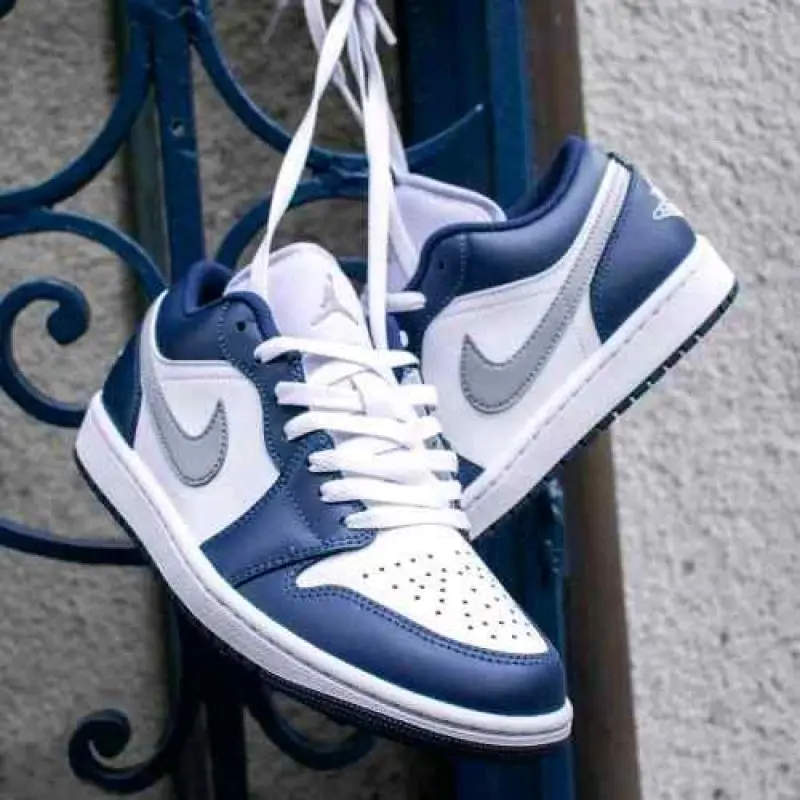 Air Jordan 1 Low Midnight Navy Wolf Grey 620 - Image 4