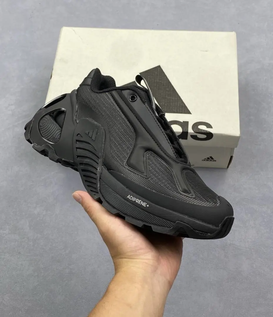 Adidas Wonder Runner All Black - Image 2