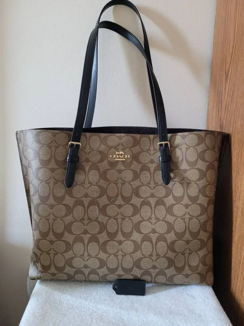 Coach Mollie Tote Apricot-Black With DustCover - Image 2