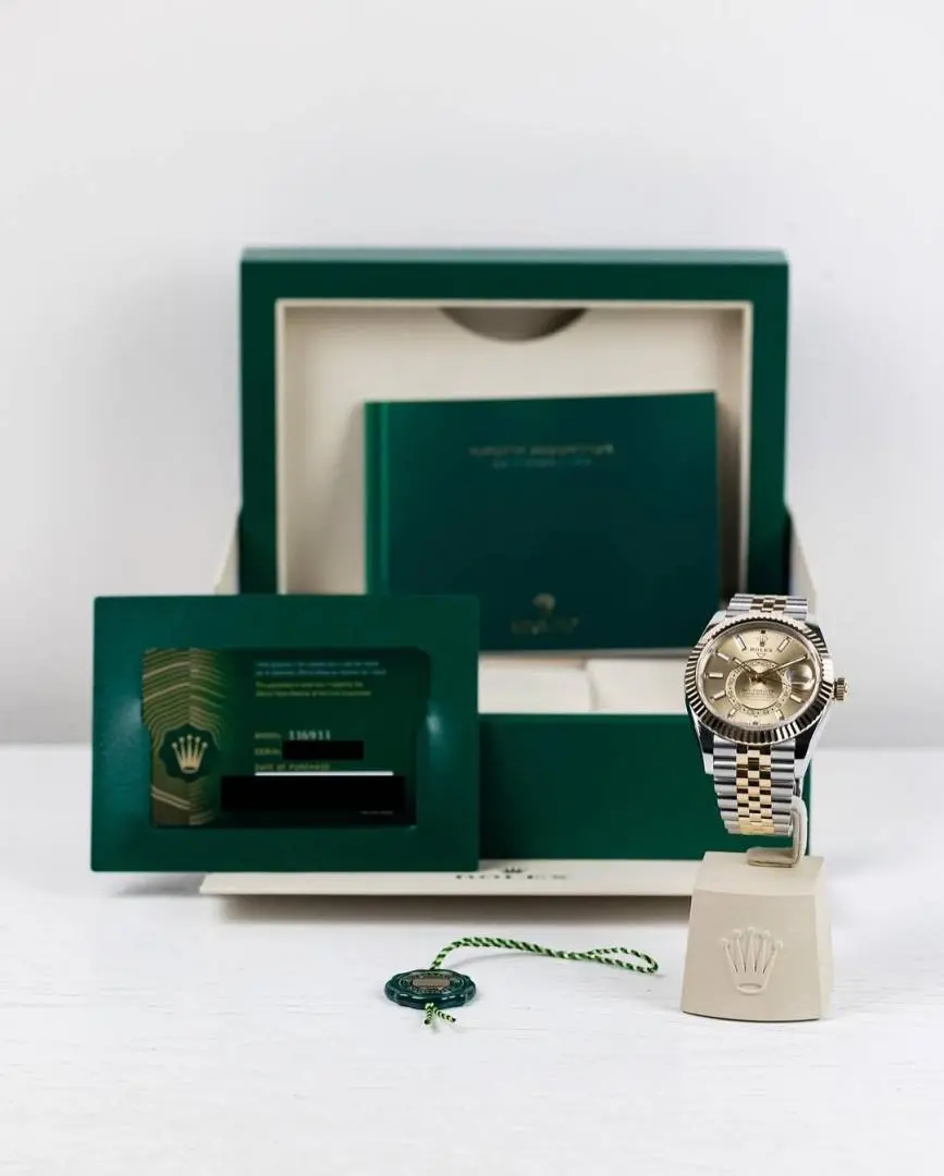 Rolex Oyster perpetual Sky Dweller Z-R Premium - Image 10