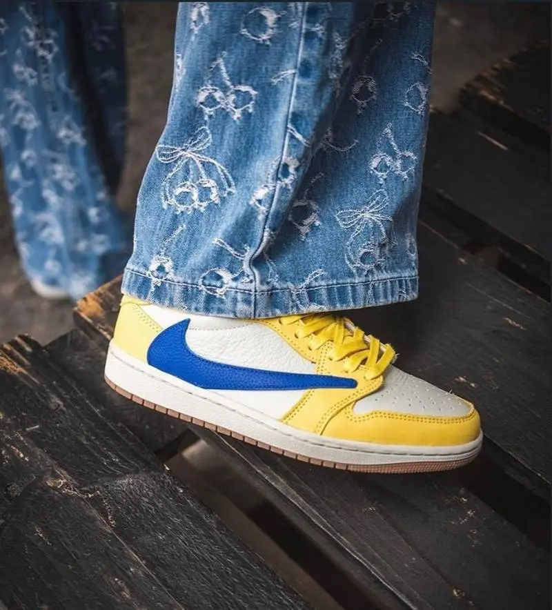 Nike Air Jordan Retro Low X Travis Scott Canary Yellow sale - Image 3