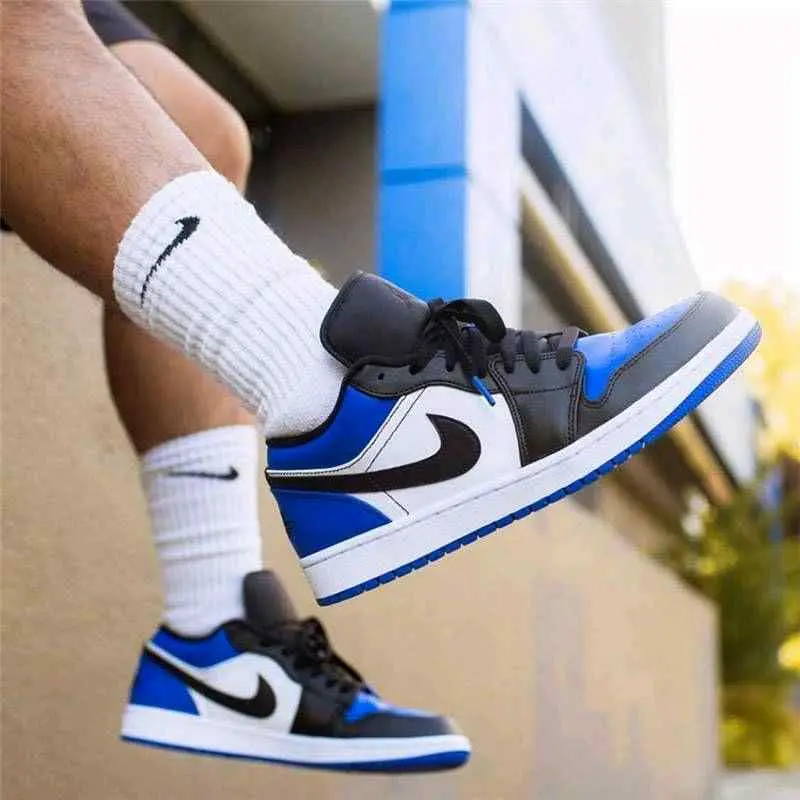 Nike Air Jordan 1 Low Alternate Royal Toe - Image 7