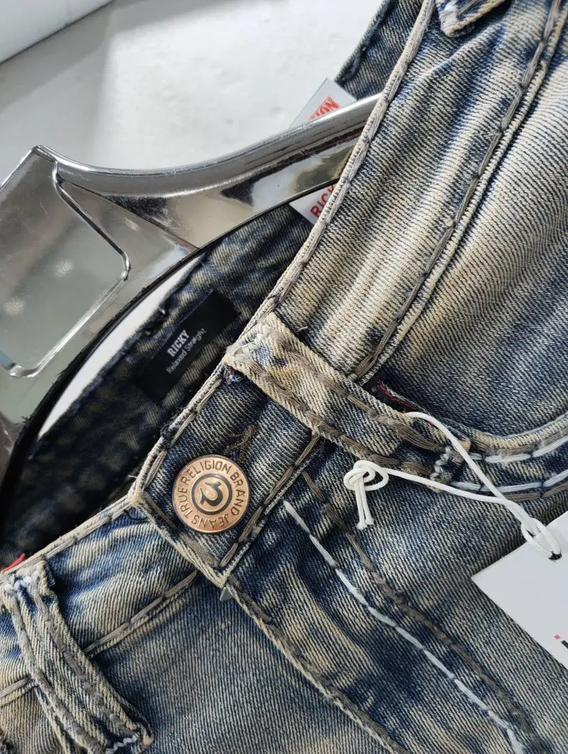 TRUE RELIGION IMPORTED STORE ARTICLE JEANS - Image 3