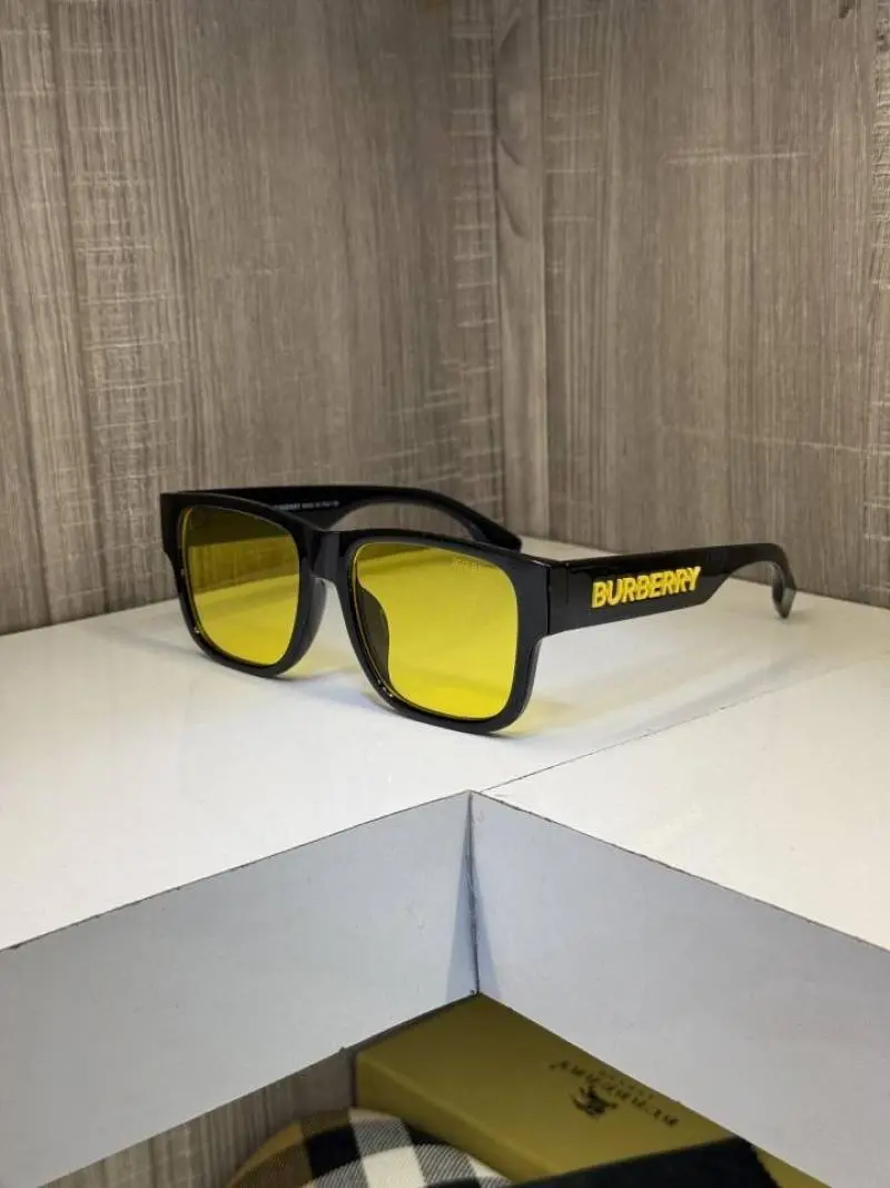 Burberry 4358 Yellow black - Image 7