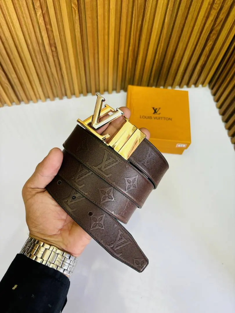 19 LV LOIUS VUTTON PREMIUM QUALITY REVERSIBLE BELT - Image 4