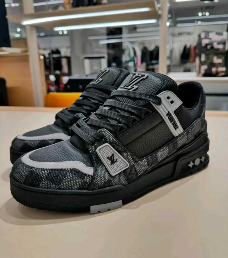 Louis Vuitton Trainer Black Grey - Image 4