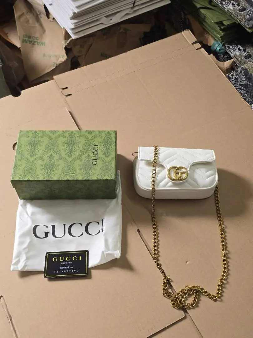 Gucci GG Marmont Mini Matelasse Shoulder Bag With OG Box & Dust Bag (White - 907)