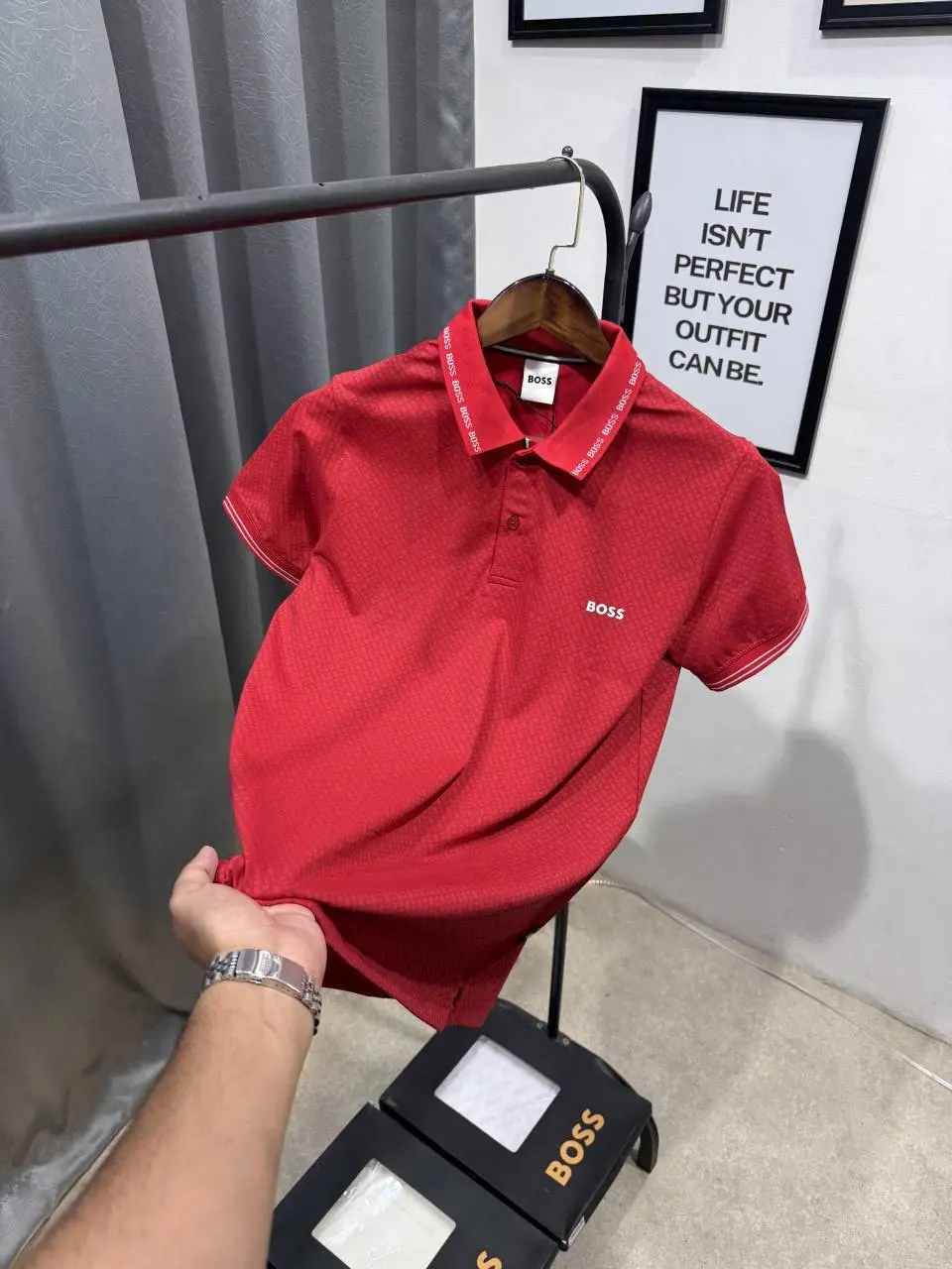 Hugo bos monogram imported box pack tshirt red - Image 2