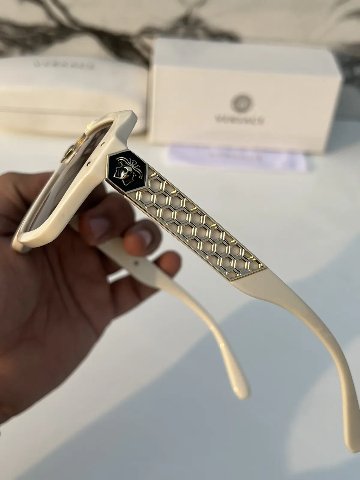 Versace 215 cream brown - Image 6