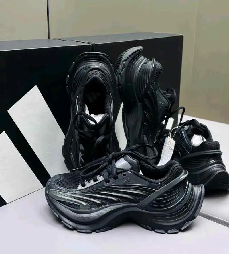 Adidas XLG MTW Black - Image 5