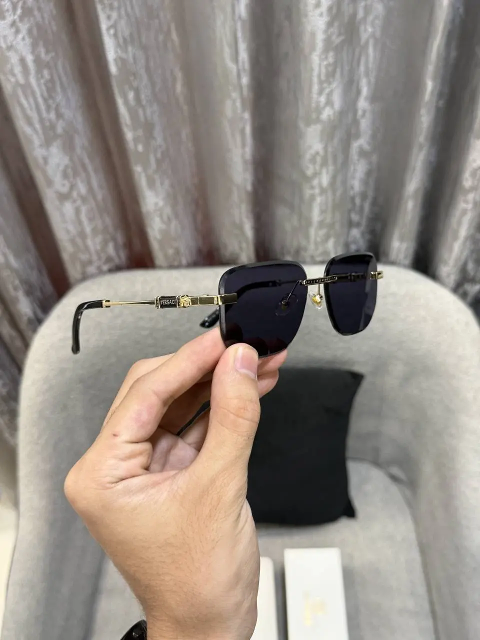 Versace e 3162 Premium sunglass - Image 4