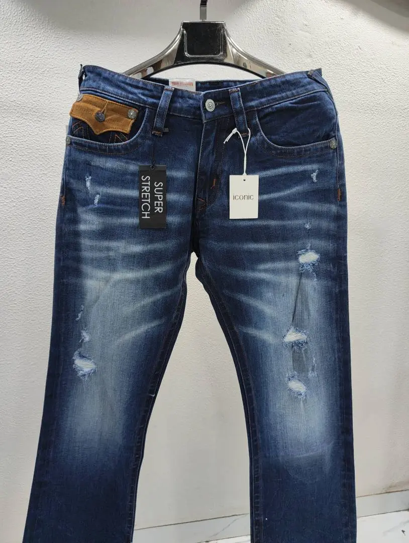 TRUE RELIGION IMPORTED STORE ARTICLE JEANS - Image 3