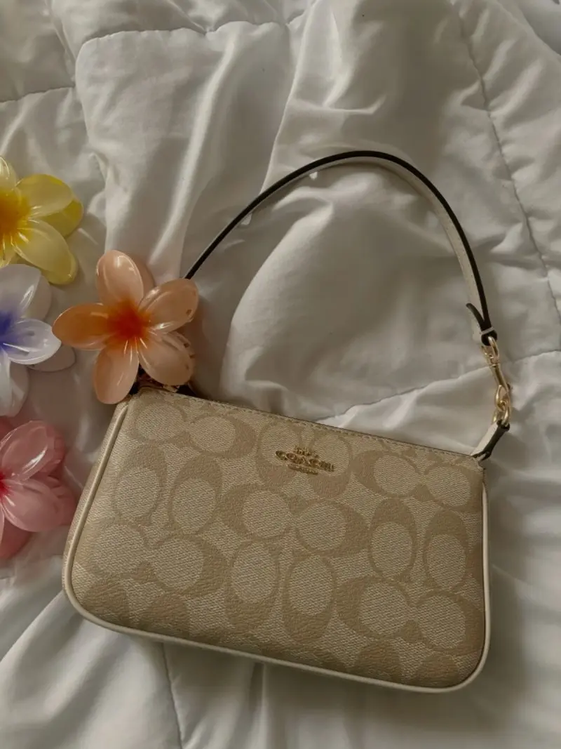 Coach Nolita 19 ApWht With OriginalBox DustCover ChainBelt PearlCharm - Image 5
