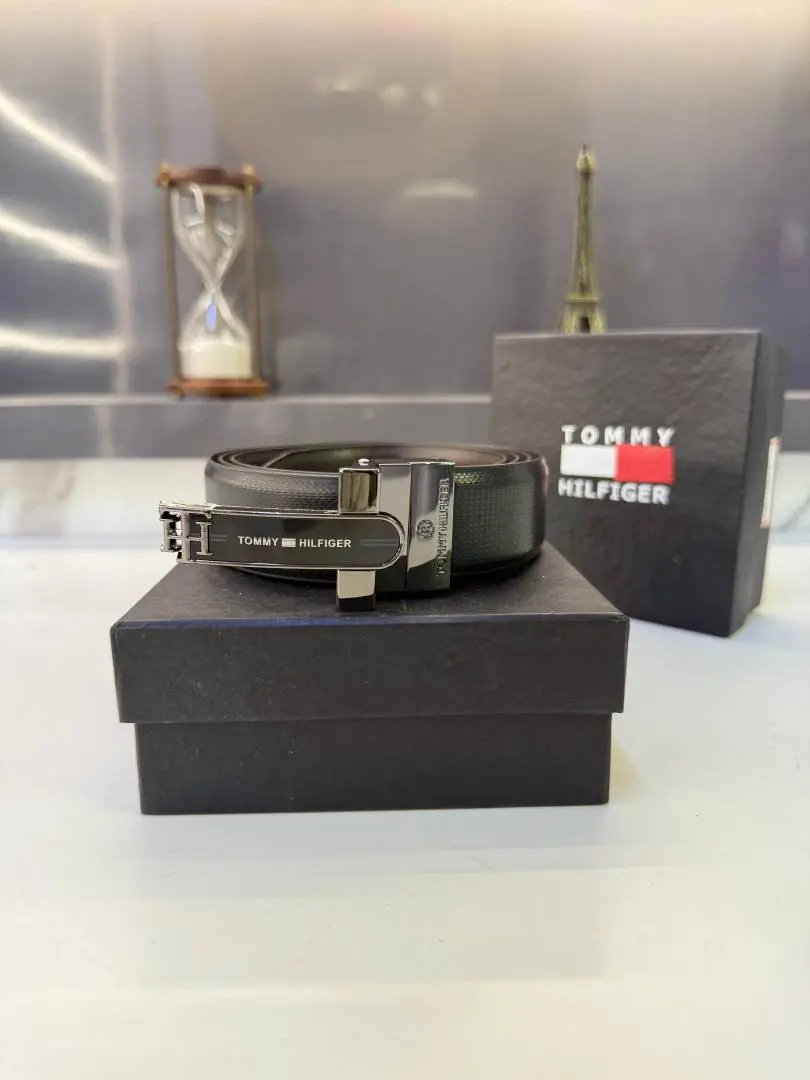 Tommy Hilfiger Grey Glossy Reversible Belt Fa 1387 - Image 2