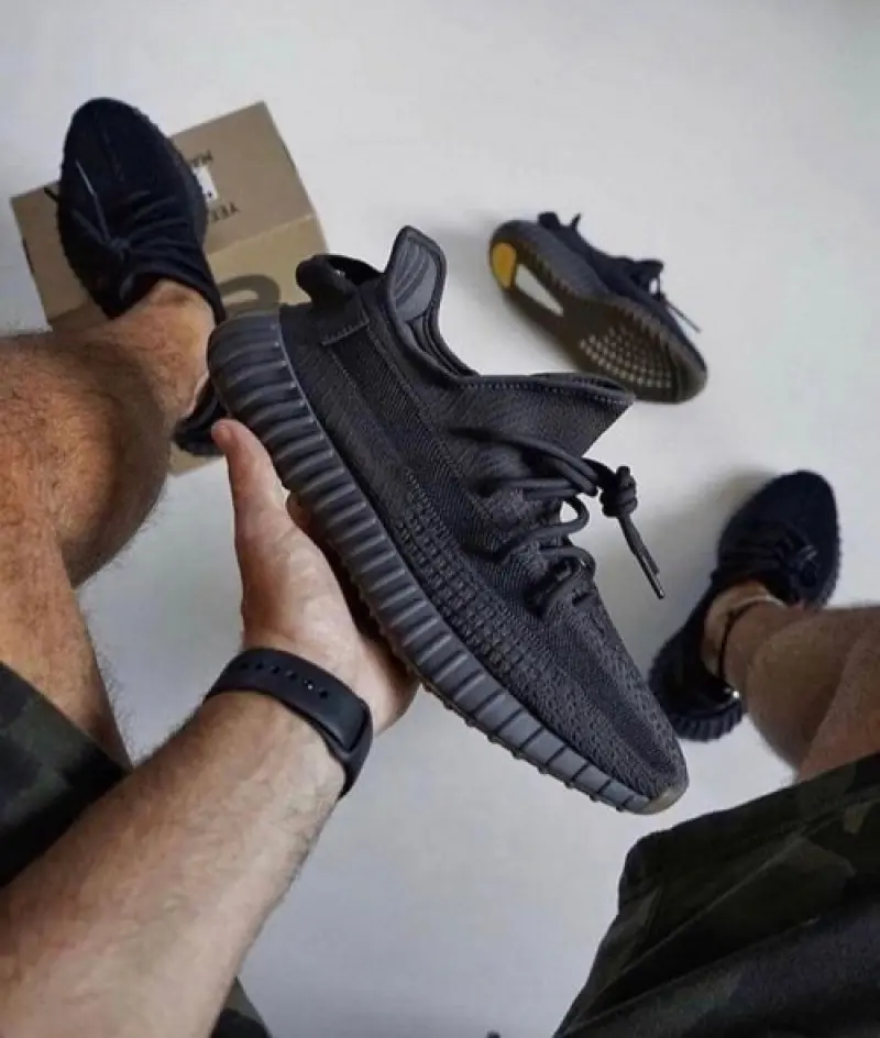 Adidas yeezy 350 black cinder reflective Semi Ua - Image 6