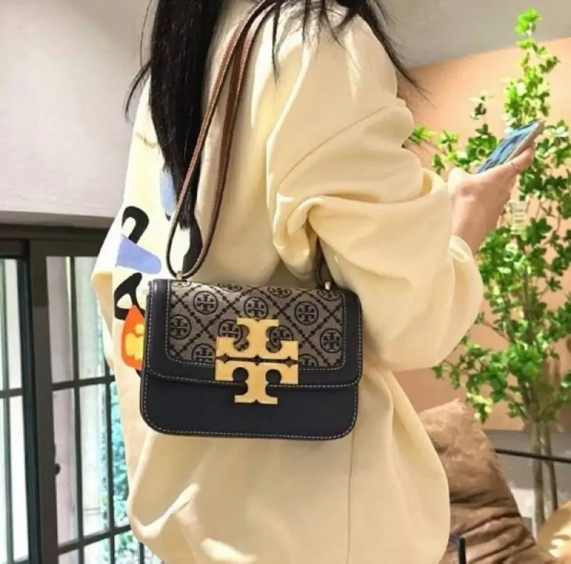 Tori Burch Eleanor Premium Quality Shoulder Bag With OG Magnetic Box & Dust Bag (Denim - 826)