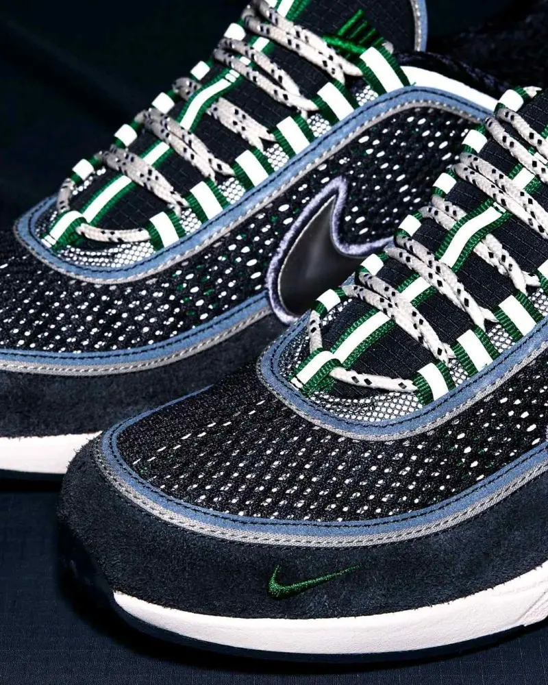 UNDEFEATED Nikkee x Air Zoom Spiridon Thunder Blue - Image 2