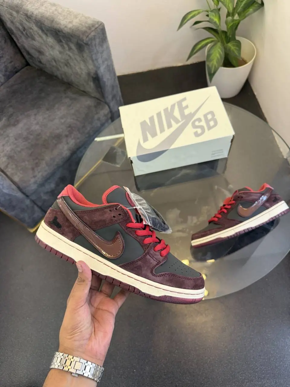 Nike riot skateshop x dunk pro sb qs low mahogany dark beetroot - Image 10