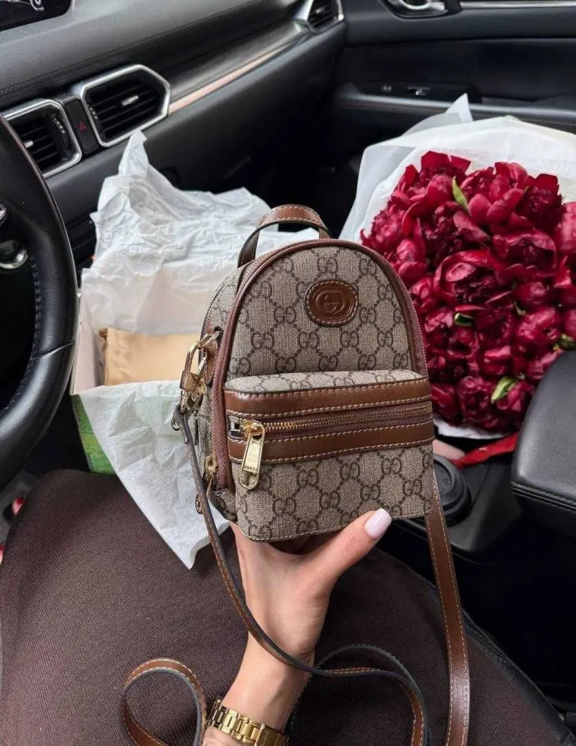 Gucci Multi-Function Crossbody Bag Interlocking Logo With OriginAuldoubleBox - Image 6