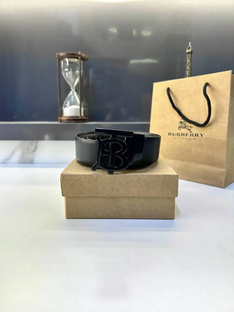Burberry Black Glossy Reversible Belt Fa 670 - Image 2
