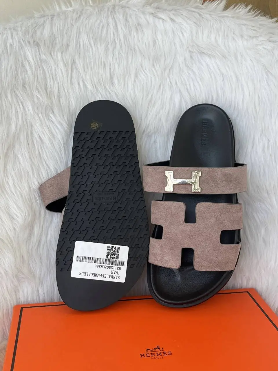 Hermes Chypre Sandal For Womens With OriginalBox CarryBag - Image 4
