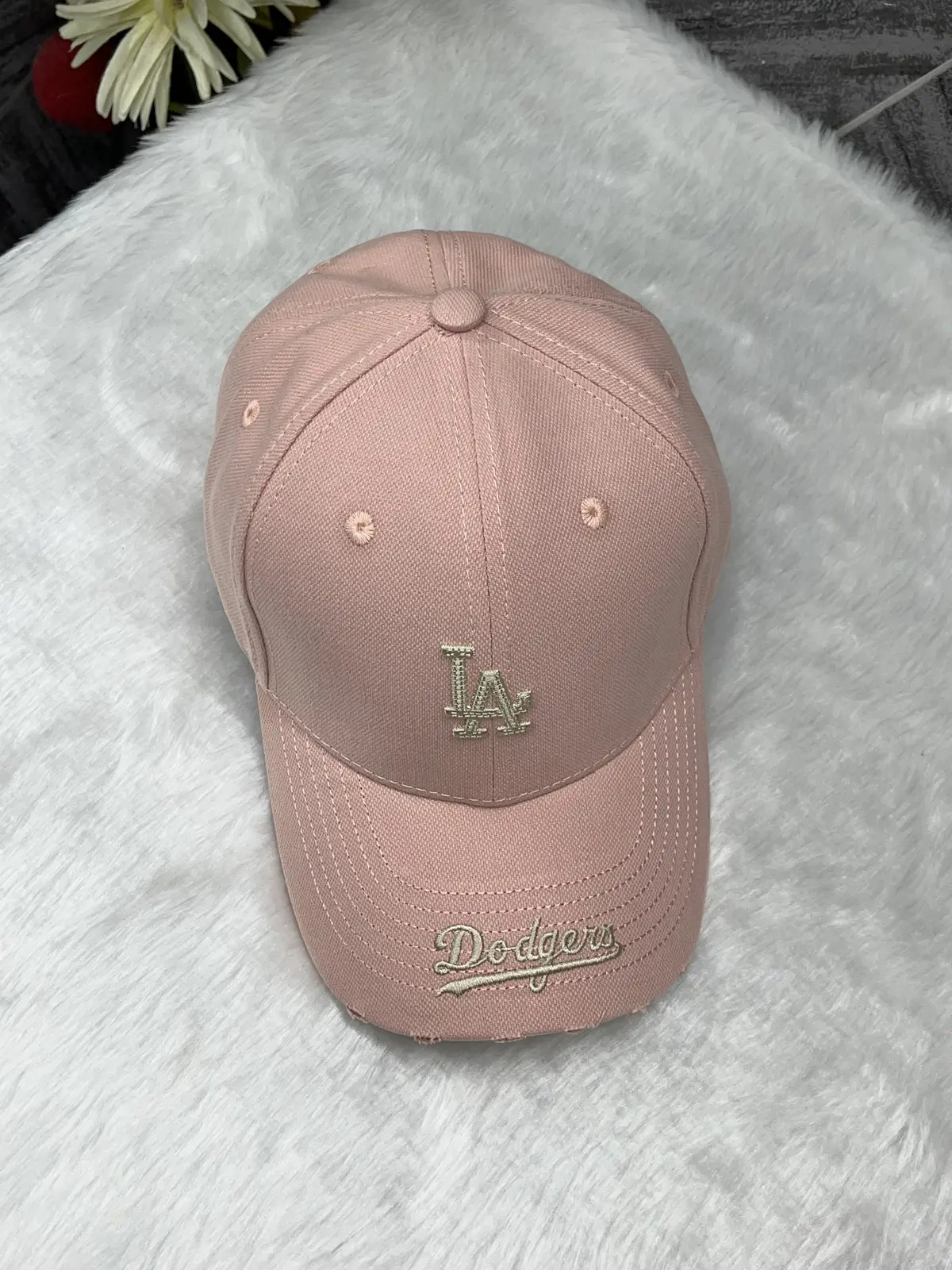 Los Angeles La Dodgers Premium Unisex Cap (With Safety Box) (Pink) - Image 2