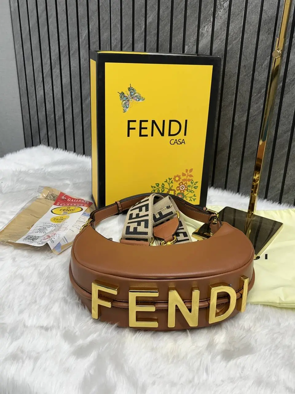 Fendygraphy Fendy Leather Bag With Original MagnetBox Premium - Image 3