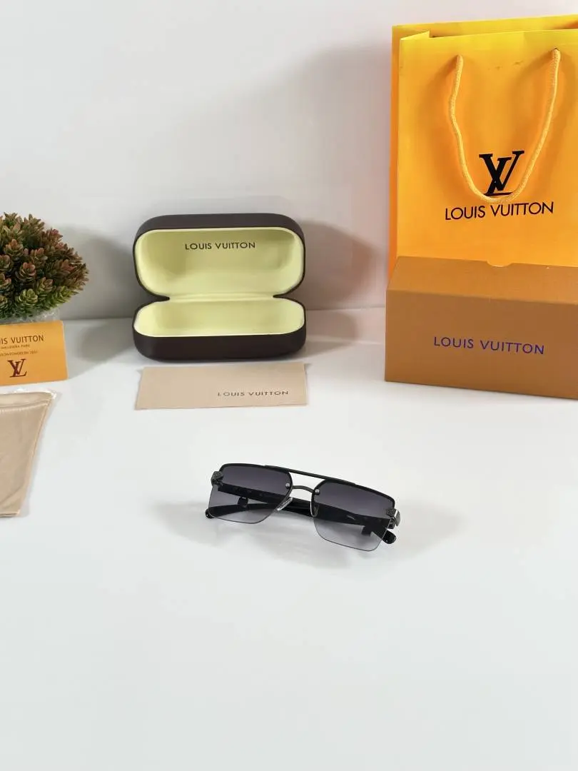 Louis Vuitton 5131 Gun Black DC - Image 2