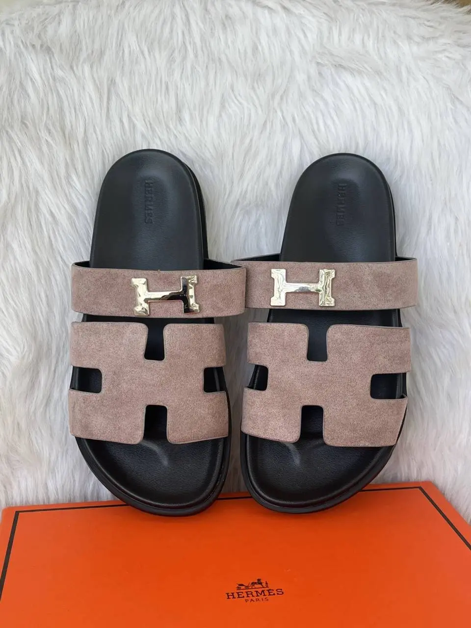 Hermes Chypre Sandal For Womens With OriginalBox CarryBag - Image 5