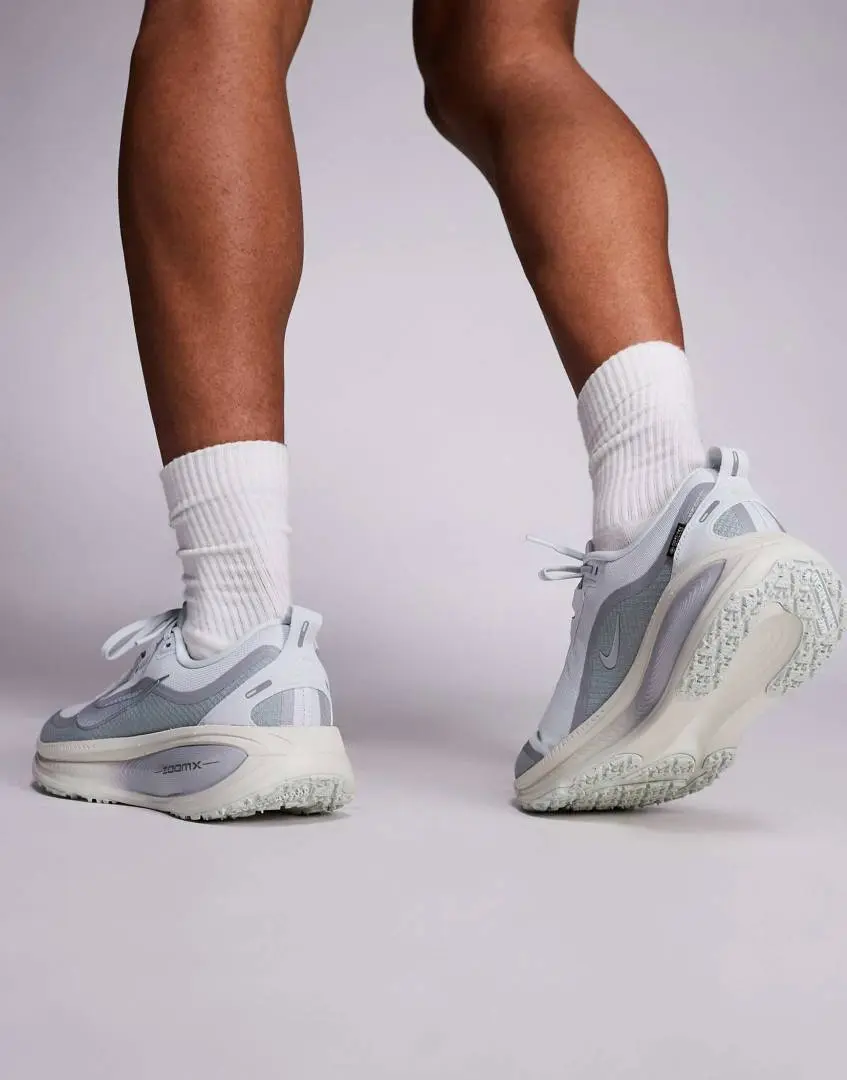 Nike Running Vomero 18 Gore-Tex Grey - Image 4