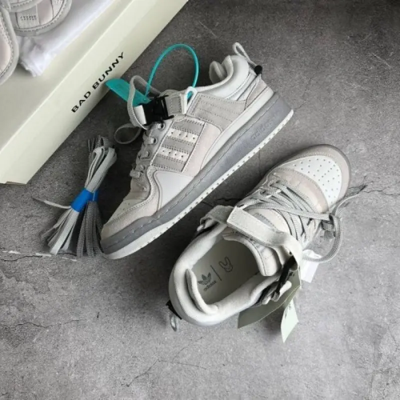 Adidas bad bunny grey - Image 4