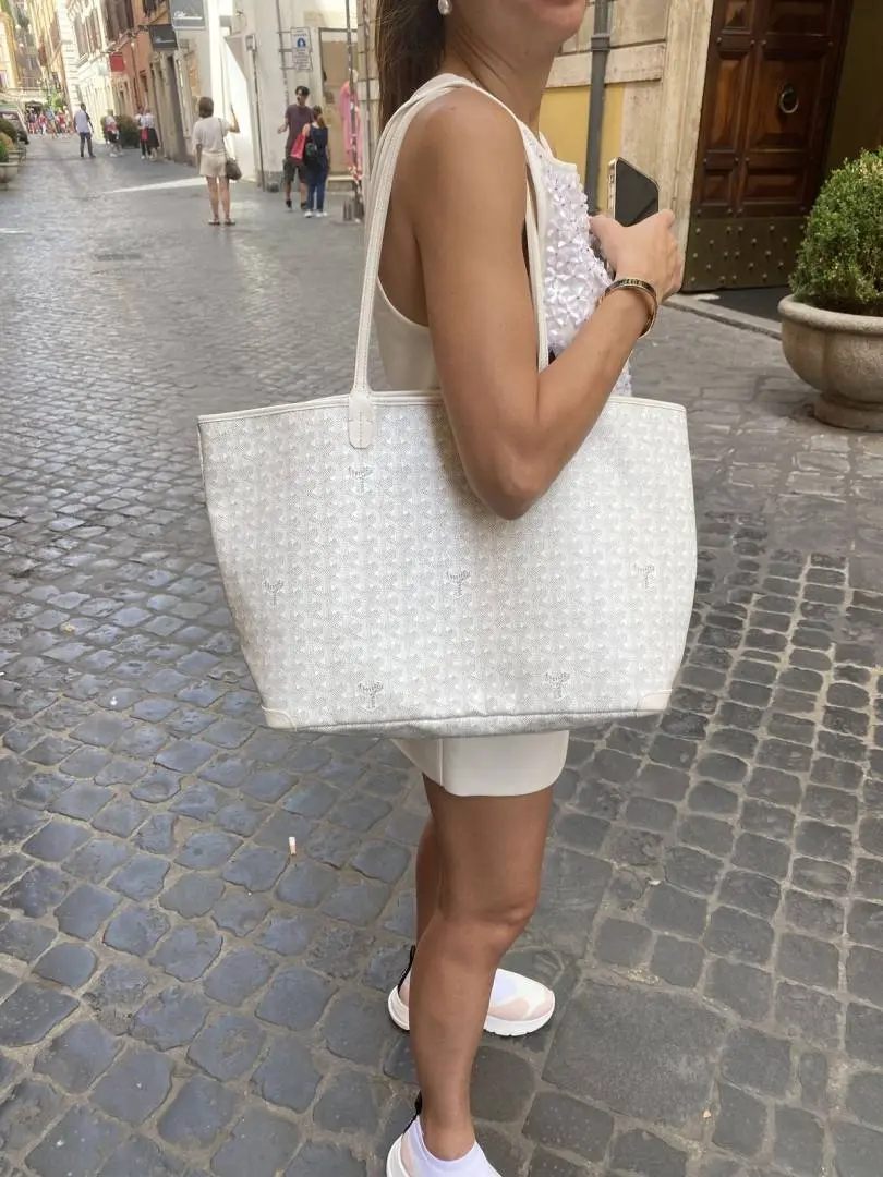 Goyard Artios GM White Tote WithWallet Dustcover - Image 5