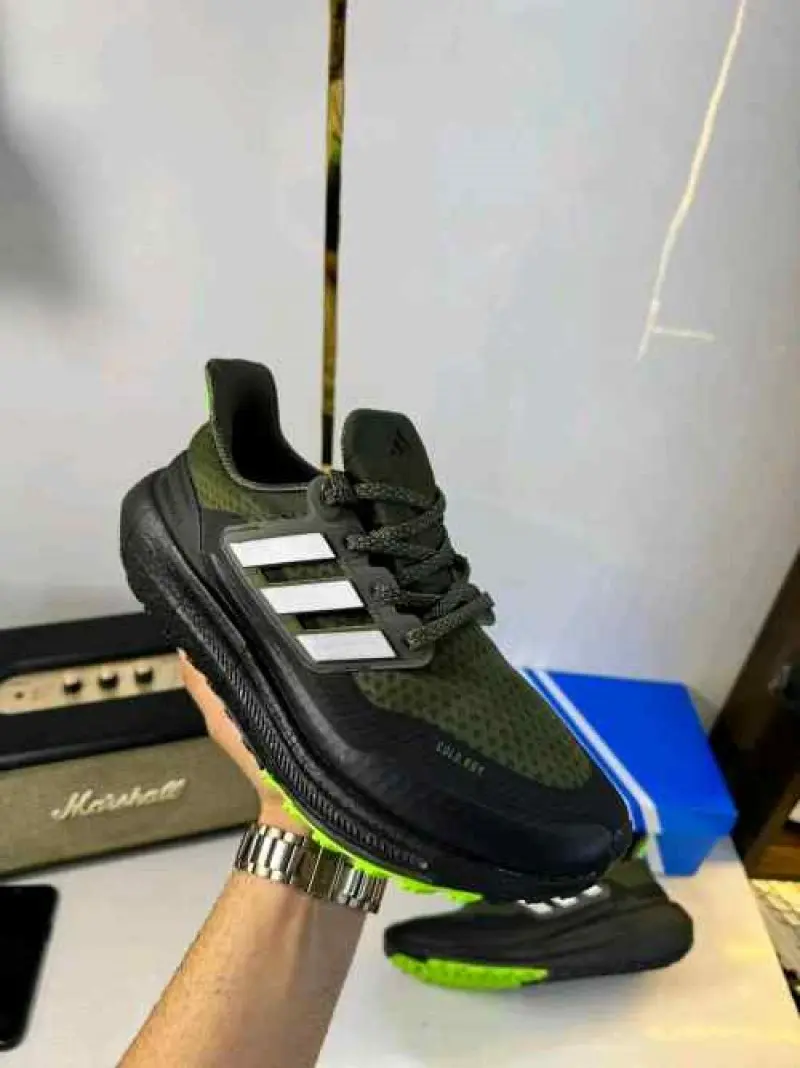 Adidas Ultraboost Light 2024 Cold Rdy - Image 3