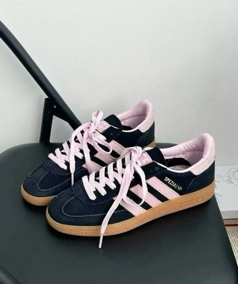 Adidas handball gazelle core pink