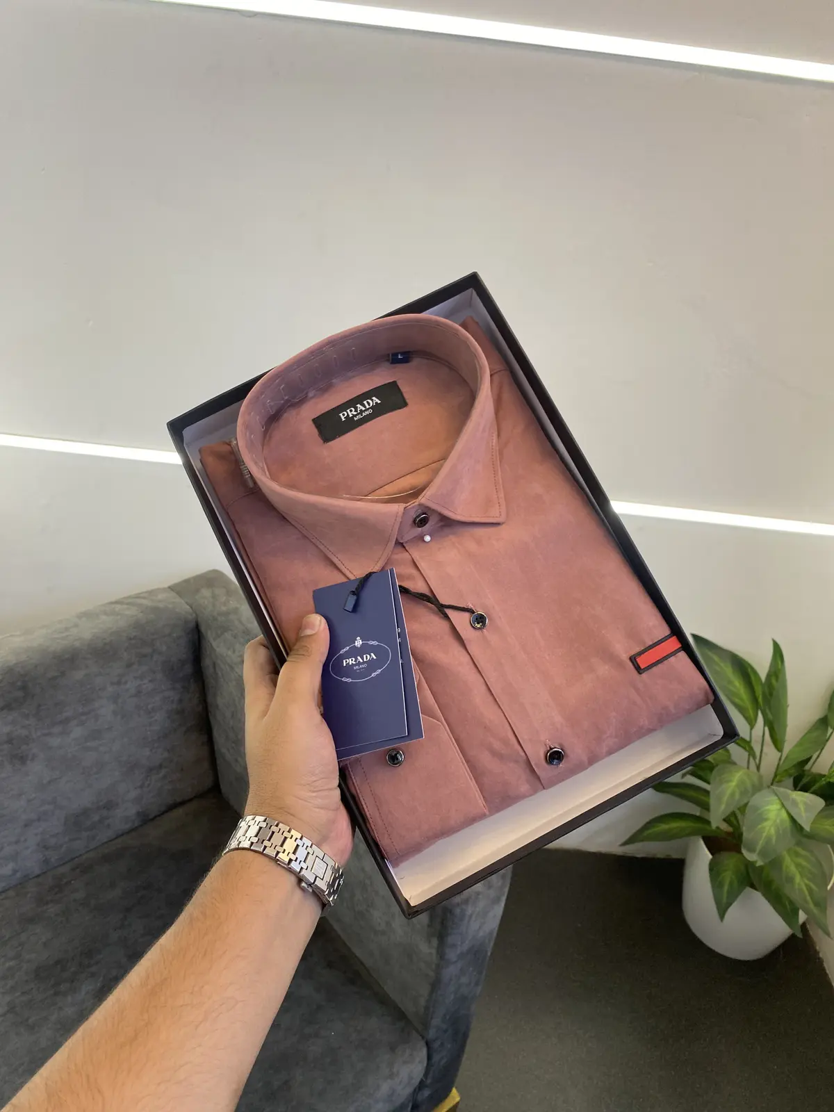 Prada style 06 cotton suede imported box pack shirt pink - Image 3