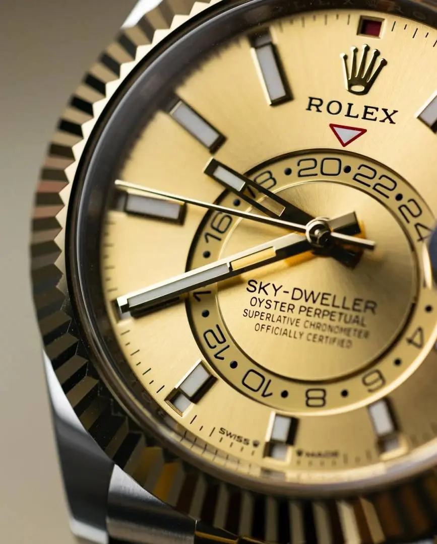 Rolex Oyster perpetual Sky Dweller Z-R Premium - Image 17
