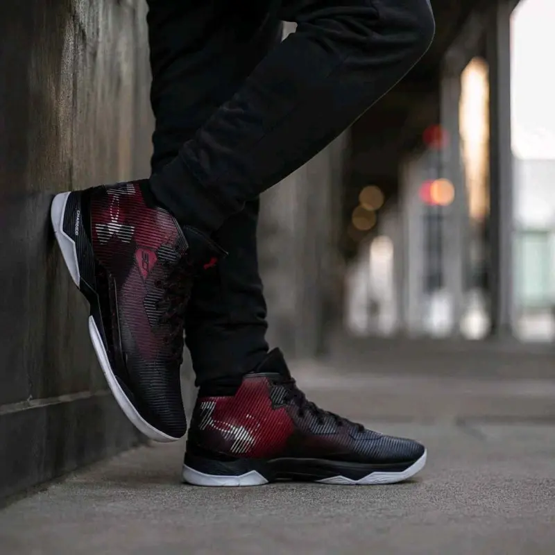 Underr Armour Curry 2.5 Bred Elemental 2607 - Image 3